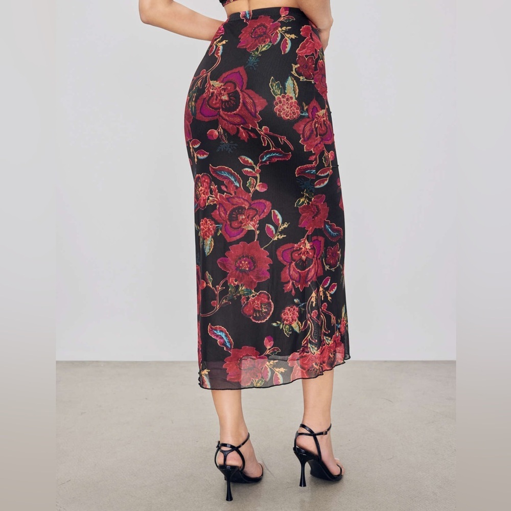 Cider MESH MID RISE FLORAL MAXI SKIRT - Picture 3 of 5